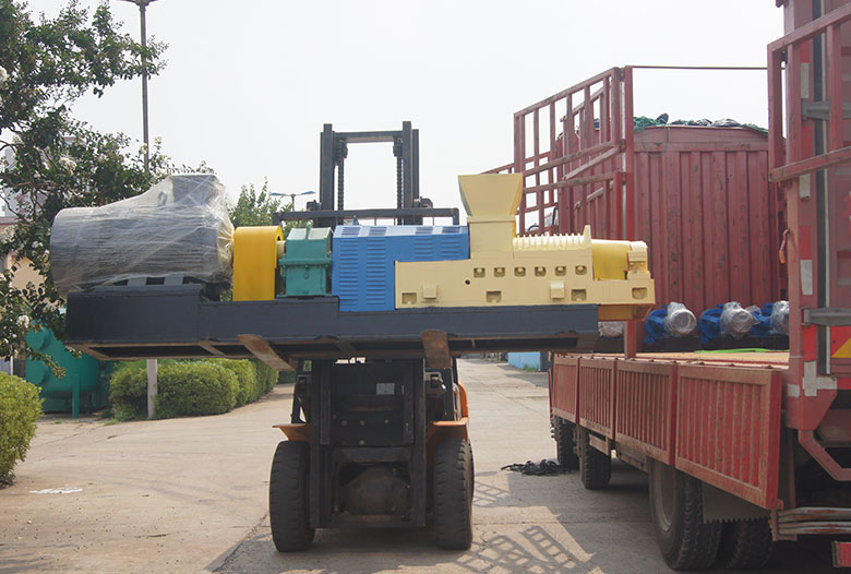 雙螺桿搓絲機(jī) 雙螺桿搓絲機(jī)